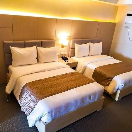 كويزون سيتي Sotogrande Neopolitan Hotel المظهر الخارجي الصورة